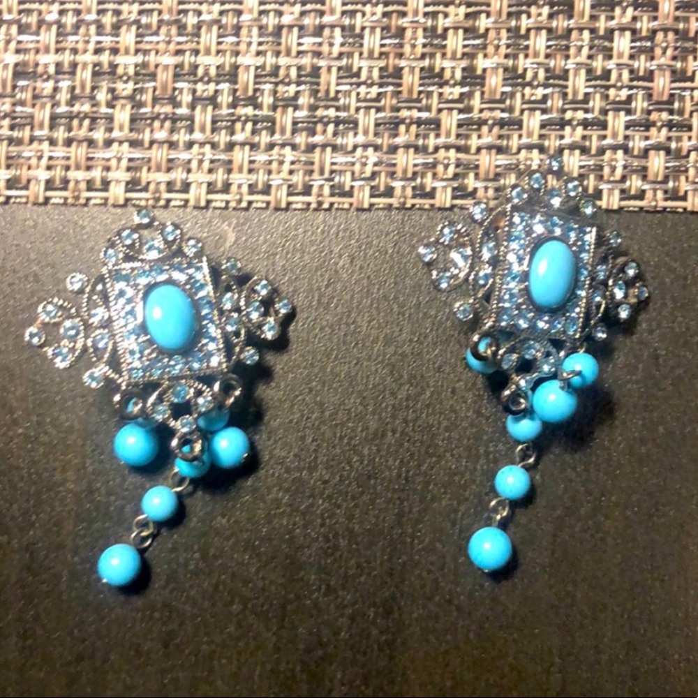 FREE with bundles- turquoise clip on earrings